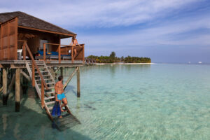 VilamendhooJacuzziWaterVillaExteriorwithModels3